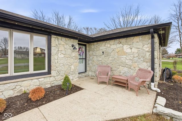 7110 W Meadows Lane, Greenfield, IN 46140