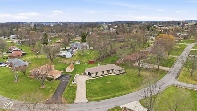 7110 W Meadows Lane, Greenfield, IN 46140