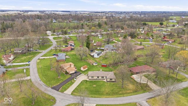 7110 W Meadows Lane, Greenfield, IN 46140