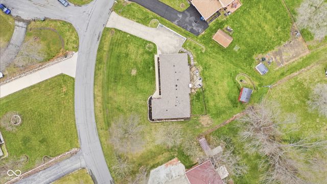 7110 W Meadows Lane, Greenfield, IN 46140