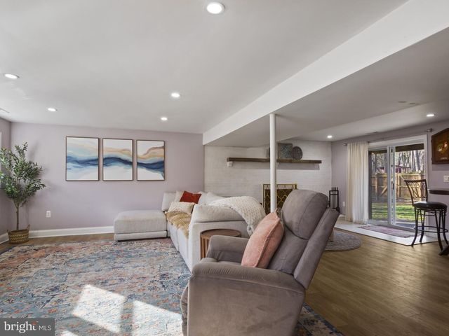 1371 DICUS MILL RD, Severn, MD 21144