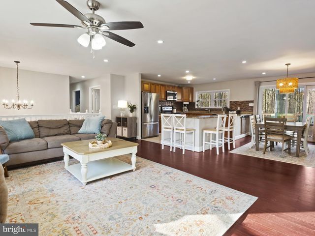 1371 DICUS MILL RD, Severn, MD 21144