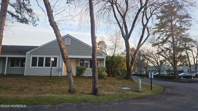 1700 NJ 37 W 111-01, Toms River, NJ 08757