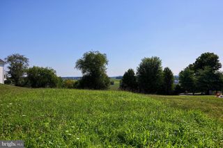 BERKELEY MODEL 544 MONOCACY TRL, Spring Grove, PA 17362