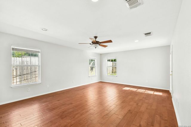 265 E OAKVIEW PL, San Antonio, TX 78209