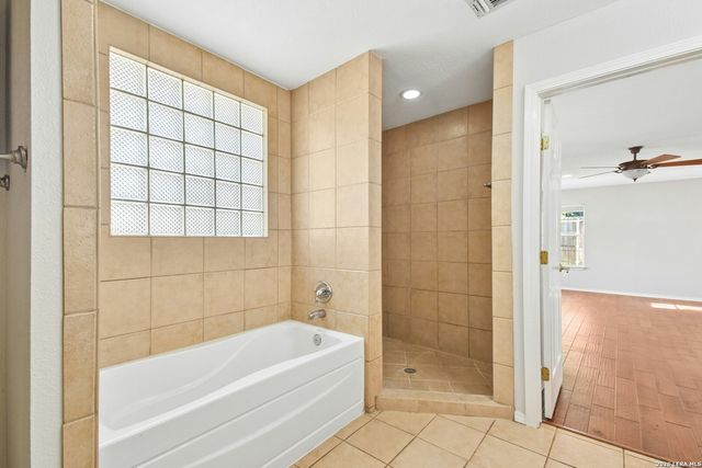 265 E OAKVIEW PL, San Antonio, TX 78209