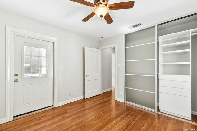 265 E OAKVIEW PL, San Antonio, TX 78209