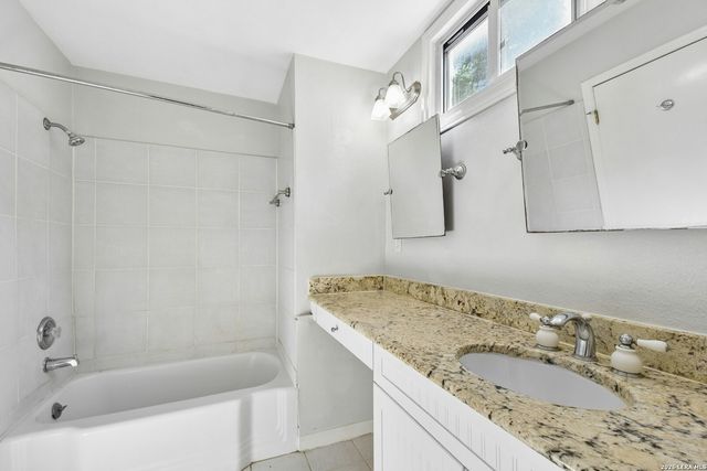 265 E OAKVIEW PL, San Antonio, TX 78209