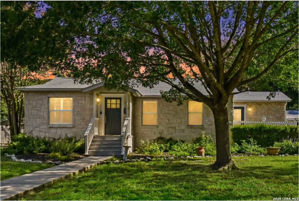 265 E OAKVIEW PL, San Antonio, TX 78209