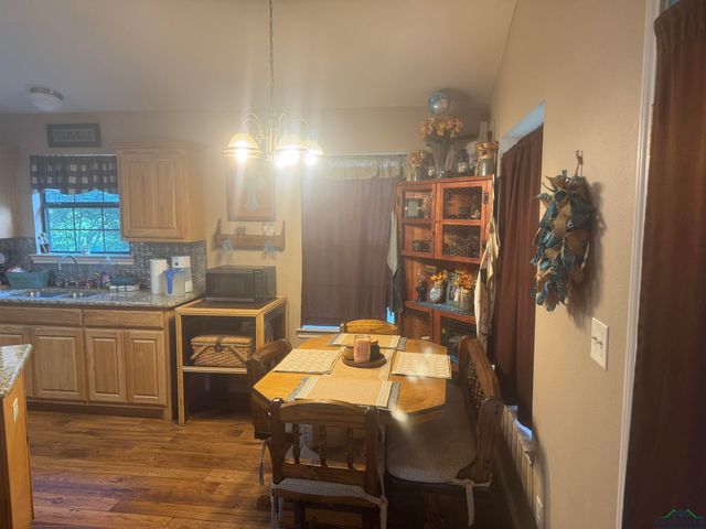 16886 CR 3195 S, Mount Enterprise, TX 75681