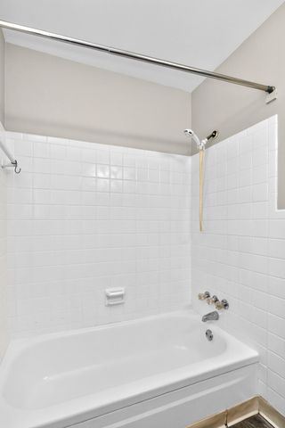 261 Eisenhower Dr, Nashville, TN 37211