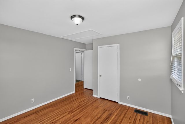 261 Eisenhower Dr, Nashville, TN 37211