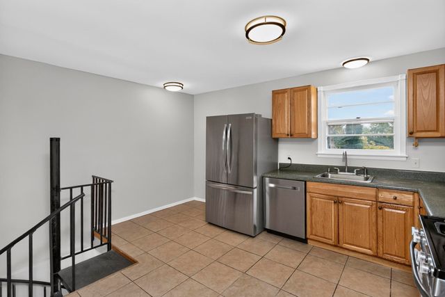 261 Eisenhower Dr, Nashville, TN 37211