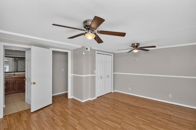 261 Eisenhower Dr, Nashville, TN 37211
