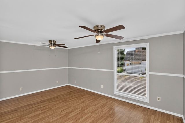 261 Eisenhower Dr, Nashville, TN 37211