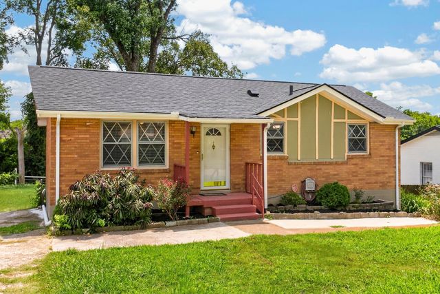 261 Eisenhower Dr, Nashville, TN 37211