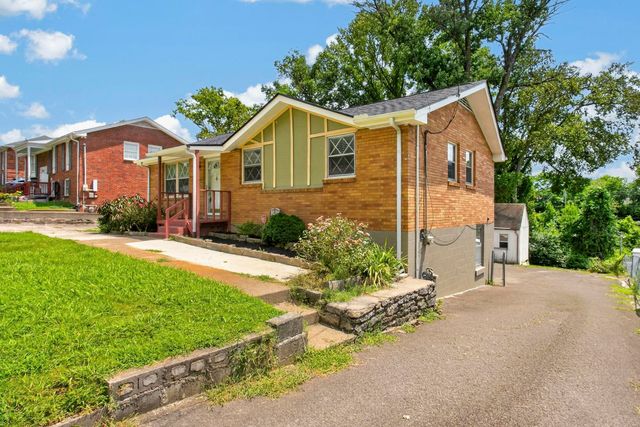 261 Eisenhower Dr, Nashville, TN 37211