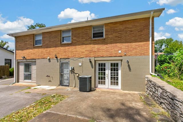 261 Eisenhower Dr, Nashville, TN 37211