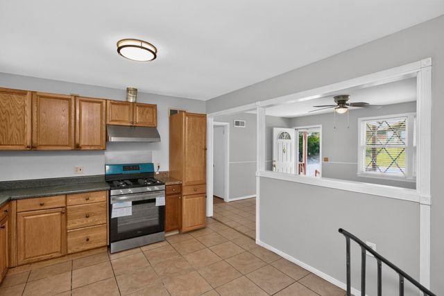 261 Eisenhower Dr, Nashville, TN 37211