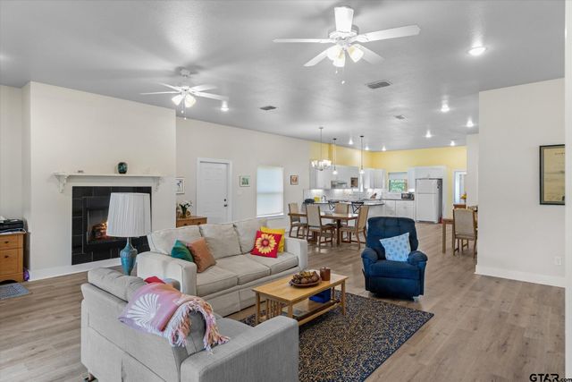 1461 VZ County Road 4607, Ben Wheeler, TX 75754