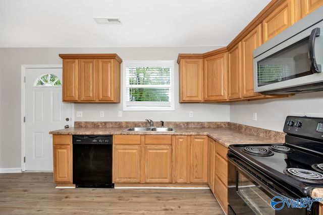 800 Linwood Drive NW, Huntsville, AL 35816