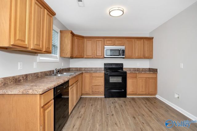 800 Linwood Drive NW, Huntsville, AL 35816