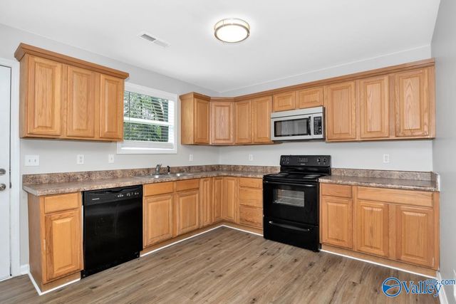 800 Linwood Drive NW, Huntsville, AL 35816