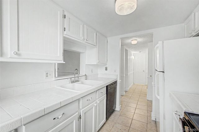 3872 S Fraser Street O11, Aurora, CO 80014