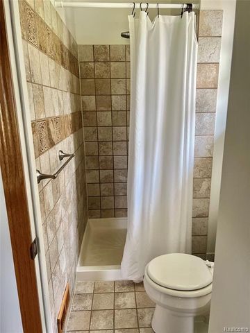 5417 North Road, North Street, MI 48049