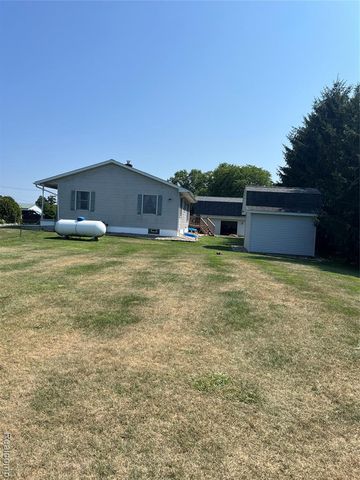 5417 North Road, North Street, MI 48049