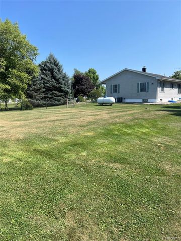 5417 North Road, North Street, MI 48049