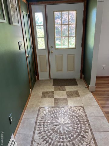 5417 North Road, North Street, MI 48049