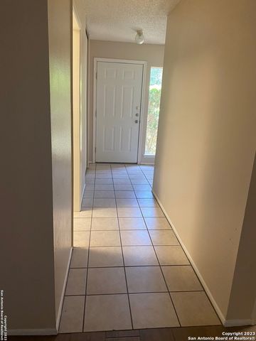 9410 BOWEN DR, San Antonio, TX 78250