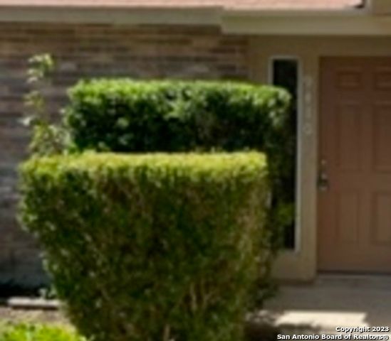 9410 BOWEN DR, San Antonio, TX 78250