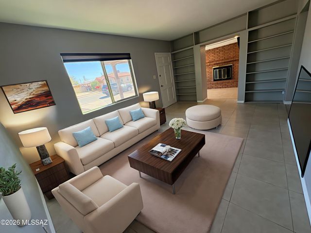 2002 S Kelvin Stravenue, Tucson, AZ 85713