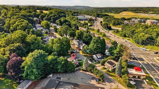 22 Fruit St, Leominster, MA 01453