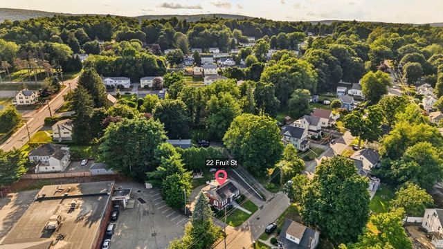 22 Fruit St, Leominster, MA 01453