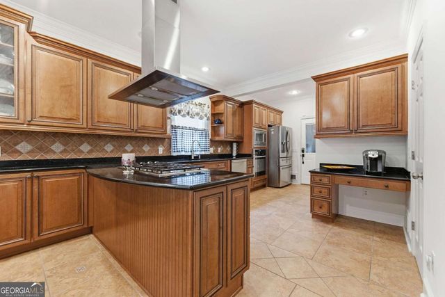 2809 Livsey Woods Drive, Tucker, GA 30084