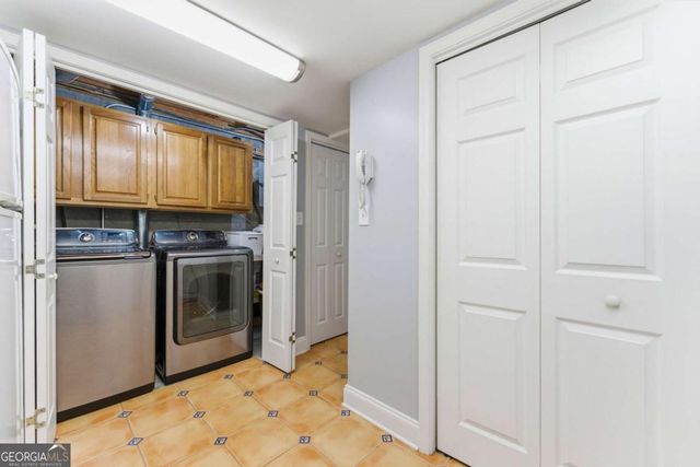 2809 Livsey Woods Drive, Tucker, GA 30084