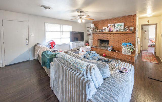 2412 33rd Street, Lubbock, TX 79411