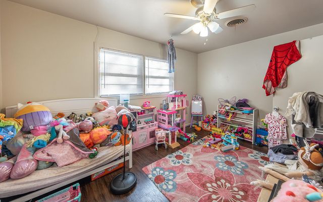 2412 33rd Street, Lubbock, TX 79411