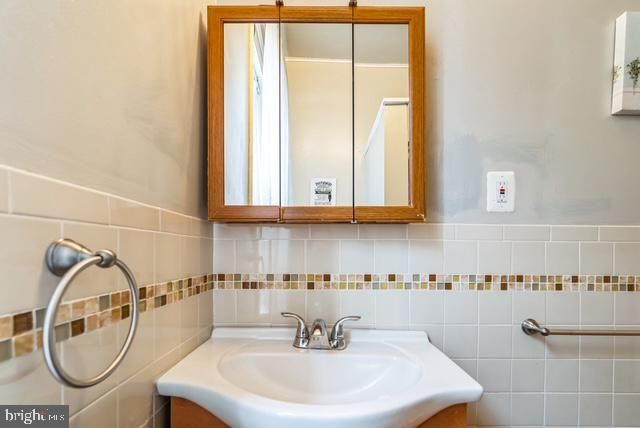 1238 S 46TH ST, Philadelphia, PA 19143