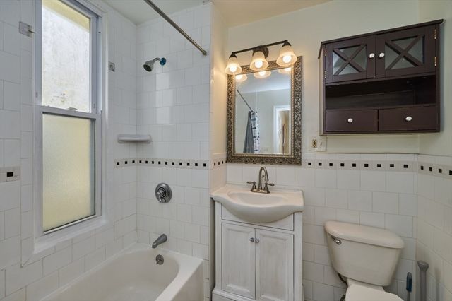 21 Cross Street, Somerville, MA 02145
