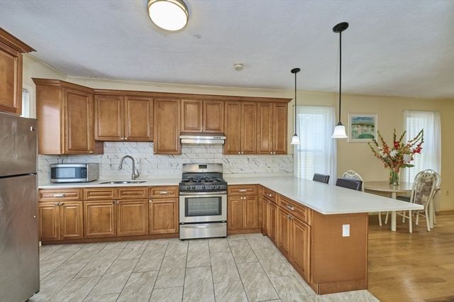 21 Cross Street, Somerville, MA 02145