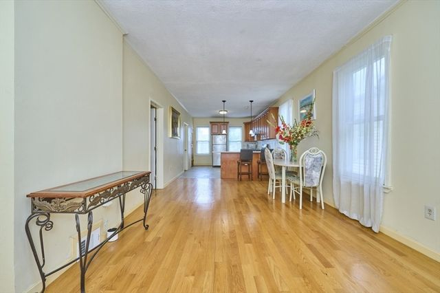 21 Cross Street, Somerville, MA 02145
