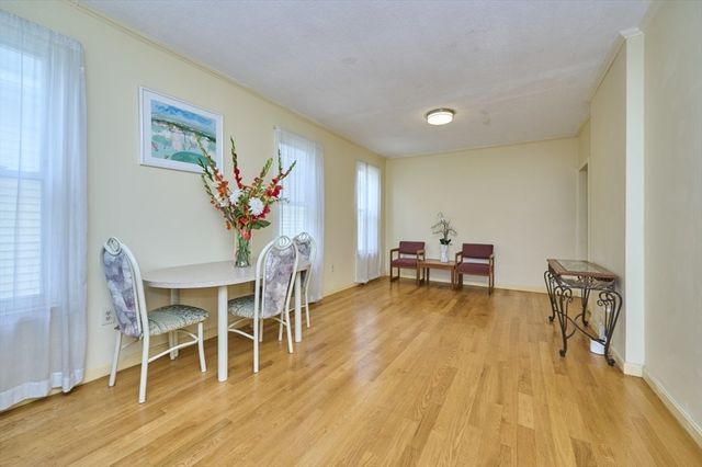 21 Cross Street, Somerville, MA 02145