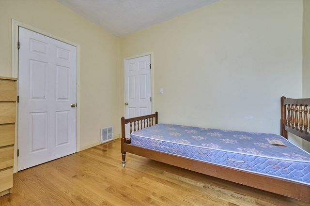 21 Cross Street, Somerville, MA 02145