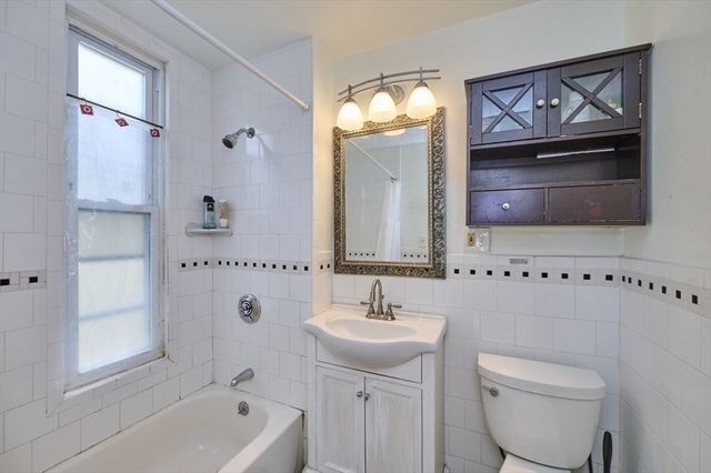21 Cross Street, Somerville, MA 02145