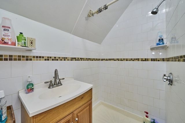 21 Cross Street, Somerville, MA 02145