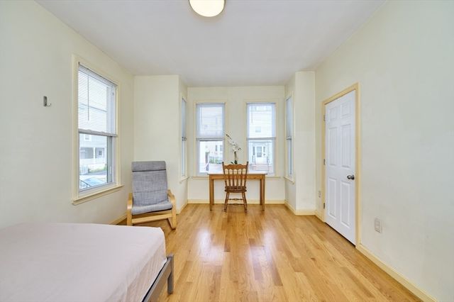 21 Cross Street, Somerville, MA 02145